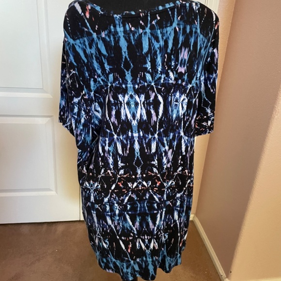 Ebro short sleeve V neck t-shirt - Picture 3 of 4